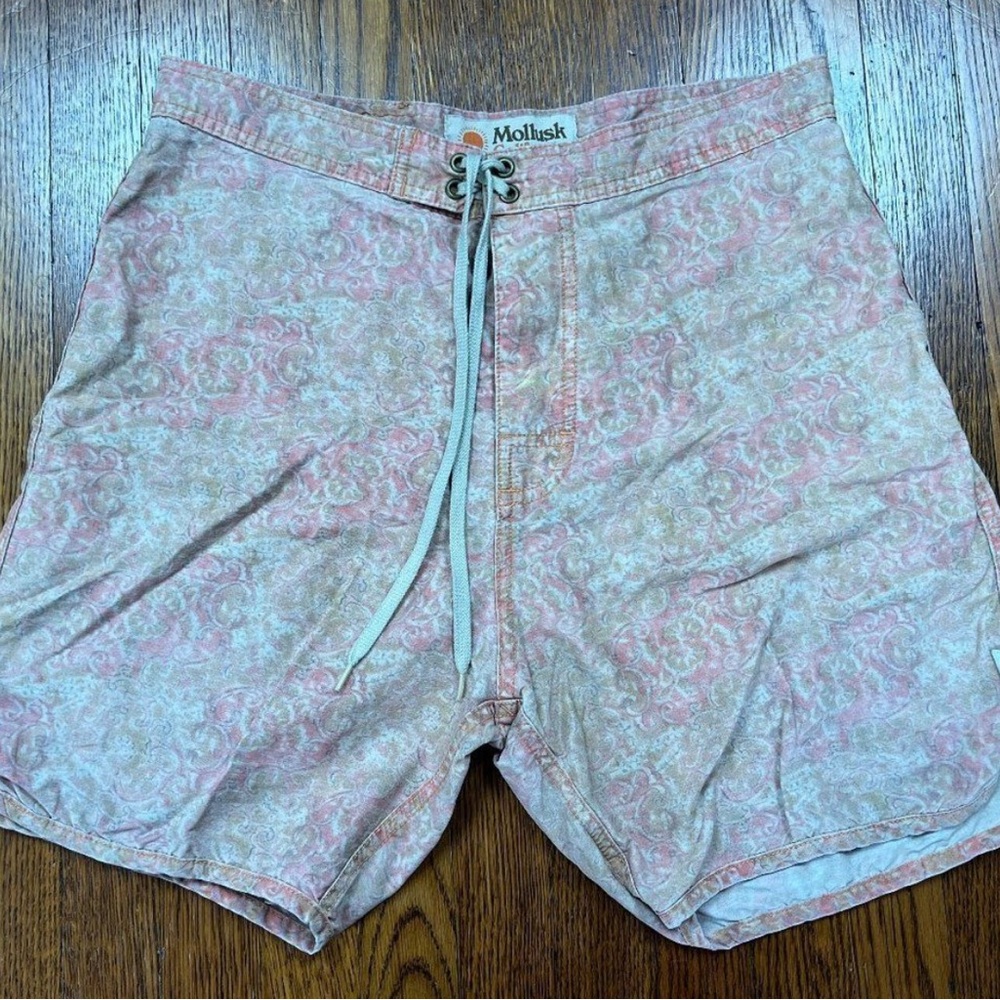 Mollusk Board Shorts / 30